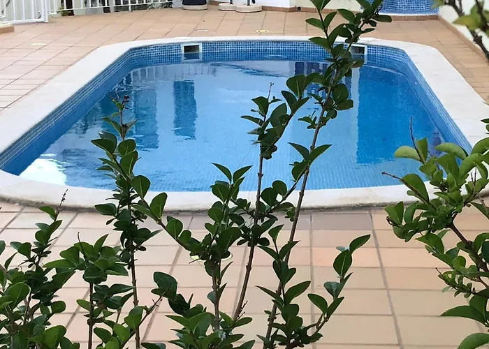 Algarve, Carvoeiro Centre-Ville, Recent Appartement En Duplex Pour 5 Personnes