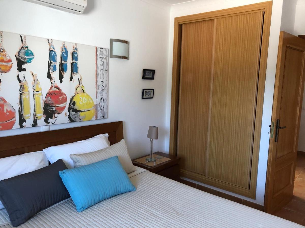 Algarve, Carvoeiro Centre-ville, Récent En Duplex Pour 5 Personnes